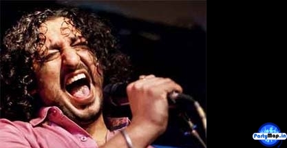 Photo of Jaspreet Jasz at a concert