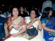 songs by Meena Khadikar