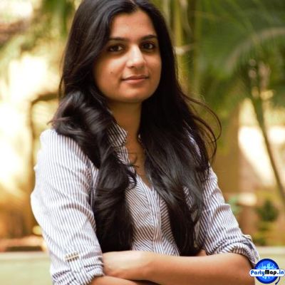 Photo of Meenal Jain at a show