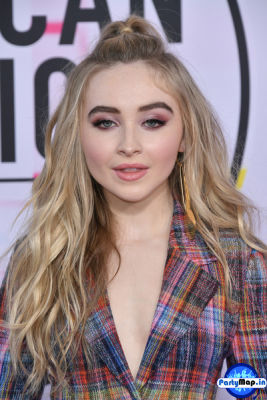 Photo of Sabrina Carpenter at an appearance