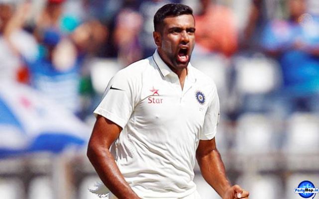 Photo of Ravichandran Ashwin at a show