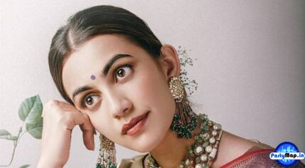 Photo of Esha Kansara at an appearance