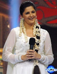 Photo of Mahru Sheikh at an appearance