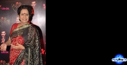 Photo of Usha Nadkarni at a show